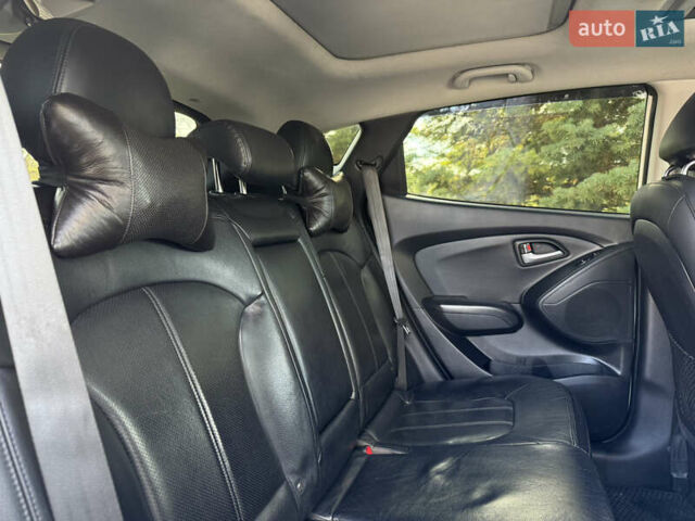 Хендай их35 2011 в Одессе на Automoto.ua Белый Хендай их35, объемом двигателя 2.4 л и пробегом 234 тыс. км за 11500 $, фото 26 на Automoto.ua