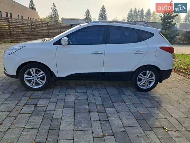 Білий Хендай іх35, об'ємом двигуна 2 л та пробігом 119 тис. км за 12600 $, фото 34 на Automoto.ua
