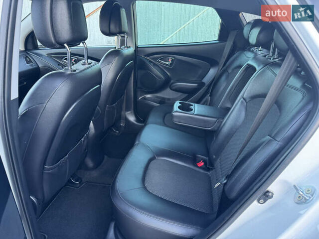 Хендай их35 2011 в Ровно на Automoto.ua Белый Хендай их35, объемом двигателя 2 л и пробегом 185 тыс. км за 13499 $, фото 19 на Automoto.ua