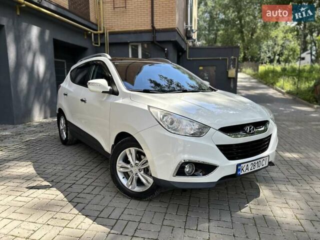 Білий Хендай іх35, об'ємом двигуна 2 л та пробігом 150 тис. км за 13200 $, фото 68 на Automoto.ua