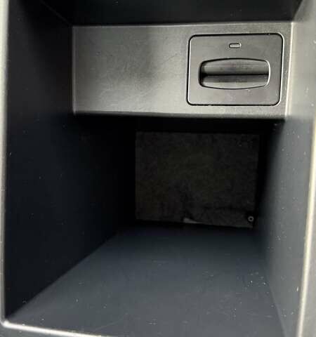 Белый Хендай их35, объемом двигателя 2 л и пробегом 235 тыс. км за 10999 $, фото 46 на Automoto.ua