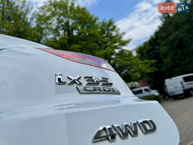 Хендай их35 2011 в Межгорье на Automoto.ua Белый Хендай их35, объемом двигателя 2 л и пробегом 235 тыс. км за 11100 $, фото 24 на Automoto.ua