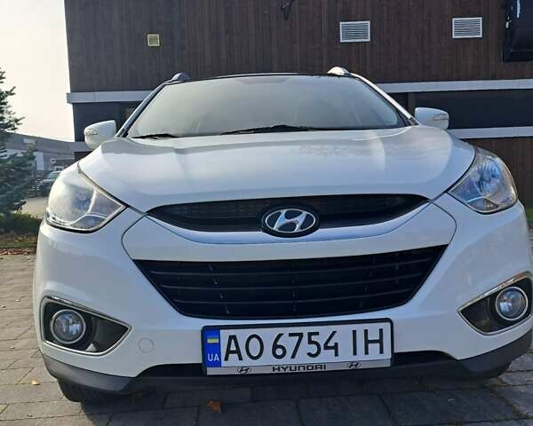 Білий Хендай іх35, об'ємом двигуна 2 л та пробігом 119 тис. км за 12600 $, фото 19 на Automoto.ua