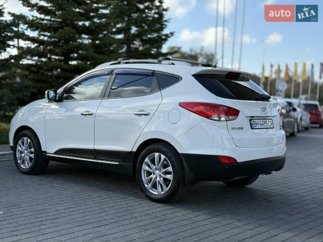 Хендай их35 2011 в Одессе на Automoto.ua Белый Хендай их35, объемом двигателя 2.4 л и пробегом 234 тыс. км за 11500 $, фото 7 на Automoto.ua