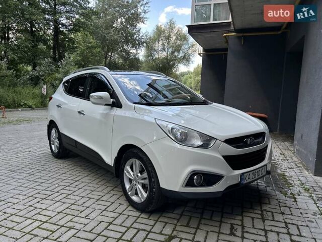 Білий Хендай іх35, об'ємом двигуна 2 л та пробігом 150 тис. км за 13200 $, фото 50 на Automoto.ua