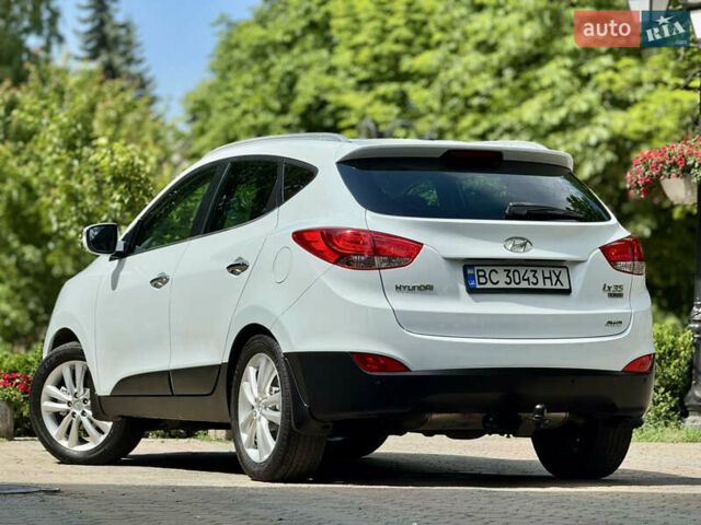 Хендай их35 2011 в Межгорье на Automoto.ua Белый Хендай их35, объемом двигателя 2 л и пробегом 235 тыс. км за 11100 $, фото 22 на Automoto.ua