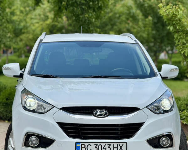 Хендай их35 2011 в Межгорье на Automoto.ua Белый Хендай их35, объемом двигателя 2 л и пробегом 235 тыс. км за 11100 $, фото 14 на Automoto.ua