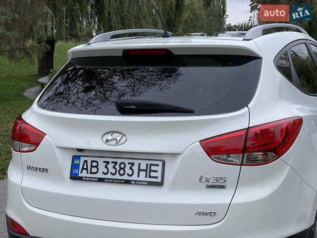 Белый Хендай их35, объемом двигателя 2.4 л и пробегом 118 тыс. км за 12900 $, фото 18 на Automoto.ua