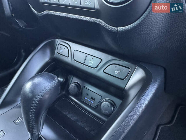 Хендай их35 2011 в Ровно на Automoto.ua Белый Хендай их35, объемом двигателя 2 л и пробегом 185 тыс. км за 13499 $, фото 37 на Automoto.ua