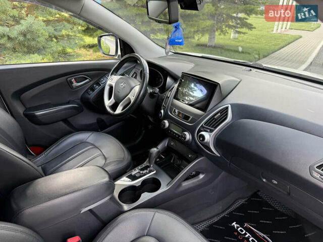 Хендай их35 2011 в Одессе на Automoto.ua Белый Хендай их35, объемом двигателя 2.4 л и пробегом 234 тыс. км за 11500 $, фото 16 на Automoto.ua