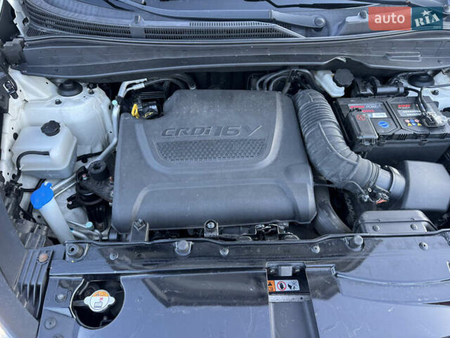 Хендай их35 2011 в Ровно на Automoto.ua Белый Хендай их35, объемом двигателя 2 л и пробегом 185 тыс. км за 13499 $, фото 41 на Automoto.ua