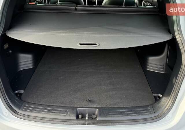 Белый Хендай их35, объемом двигателя 2 л и пробегом 235 тыс. км за 10999 $, фото 48 на Automoto.ua