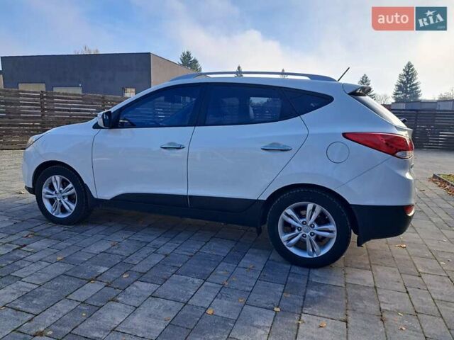 Білий Хендай іх35, об'ємом двигуна 2 л та пробігом 119 тис. км за 12600 $, фото 32 на Automoto.ua