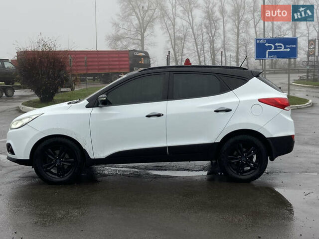 Білий Хендай іх35, об'ємом двигуна 2 л та пробігом 182 тис. км за 11999 $, фото 7 на Automoto.ua