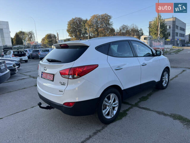 Хендай их35 2011 в Ровно на Automoto.ua Белый Хендай их35, объемом двигателя 2 л и пробегом 185 тыс. км за 13499 $, фото 6 на Automoto.ua