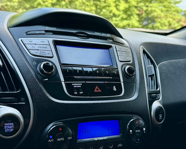 Хендай их35 2011 в Межгорье на Automoto.ua Белый Хендай их35, объемом двигателя 2 л и пробегом 235 тыс. км за 11100 $, фото 36 на Automoto.ua