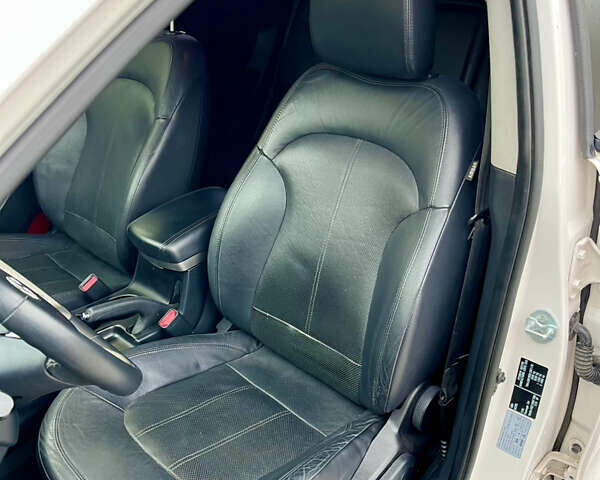 Белый Хендай их35, объемом двигателя 2 л и пробегом 168 тыс. км за 11800 $, фото 27 на Automoto.ua
