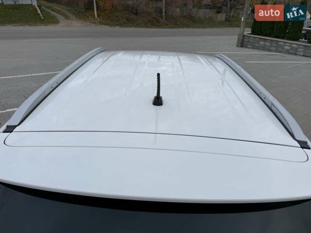 Білий Хендай іх35, об'ємом двигуна 2 л та пробігом 132 тис. км за 9999 $, фото 20 на Automoto.ua