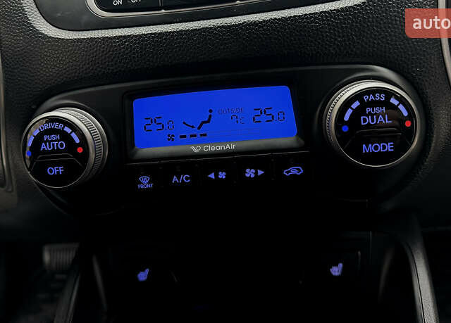 Белый Хендай их35, объемом двигателя 2 л и пробегом 178 тыс. км за 11900 $, фото 65 на Automoto.ua