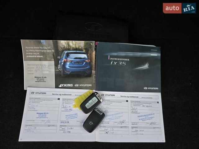 Белый Хендай их35, объемом двигателя 2 л и пробегом 211 тыс. км за 12999 $, фото 12 на Automoto.ua