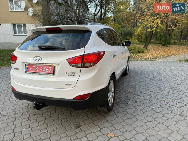Белый Хендай их35, объемом двигателя 2 л и пробегом 204 тыс. км за 13950 $, фото 11 на Automoto.ua