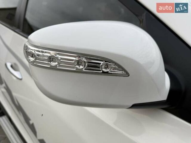 Білий Хендай іх35, об'ємом двигуна 2 л та пробігом 133 тис. км за 9600 $, фото 12 на Automoto.ua