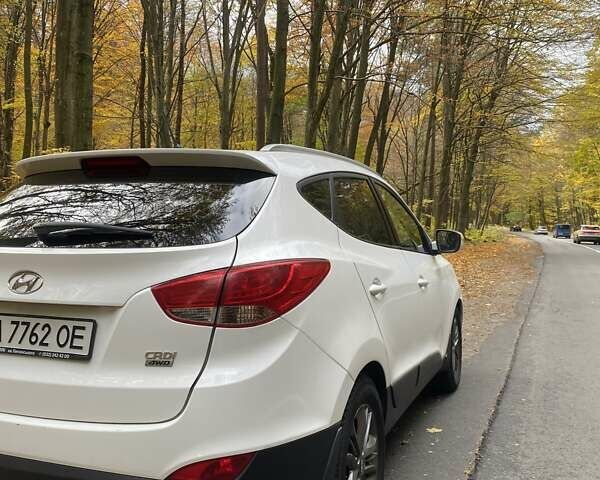 Хендай их35 2013 в Львове на Automoto.ua Белый Хендай их35, объемом двигателя 2 л и пробегом 297 тыс. км за 10800 $, фото 2 на Automoto.ua