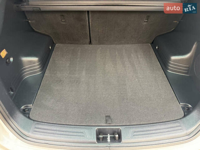 Білий Хендай іх35, об'ємом двигуна 2 л та пробігом 180 тис. км за 16300 $, фото 55 на Automoto.ua