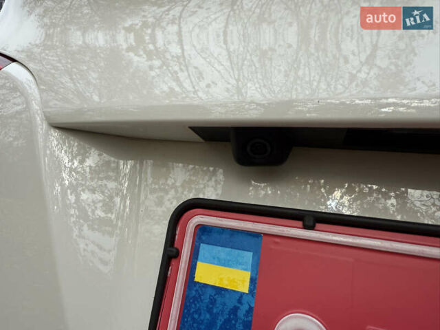 Білий Хендай іх35, об'ємом двигуна 2 л та пробігом 180 тис. км за 16300 $, фото 37 на Automoto.ua