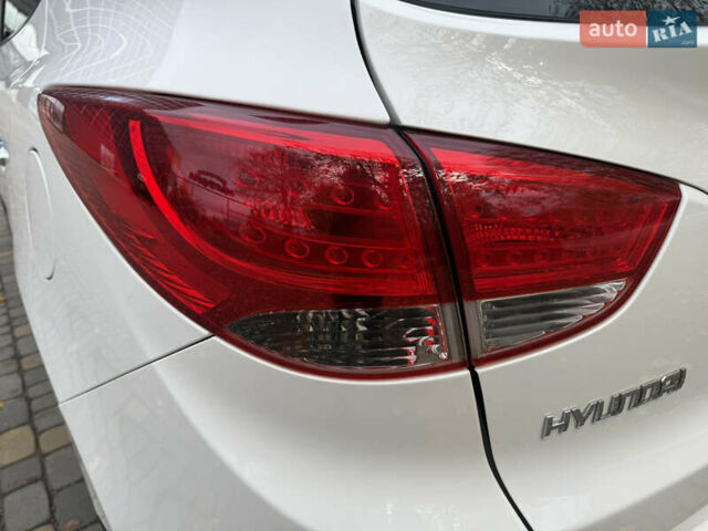 Білий Хендай іх35, об'ємом двигуна 2 л та пробігом 180 тис. км за 16300 $, фото 38 на Automoto.ua