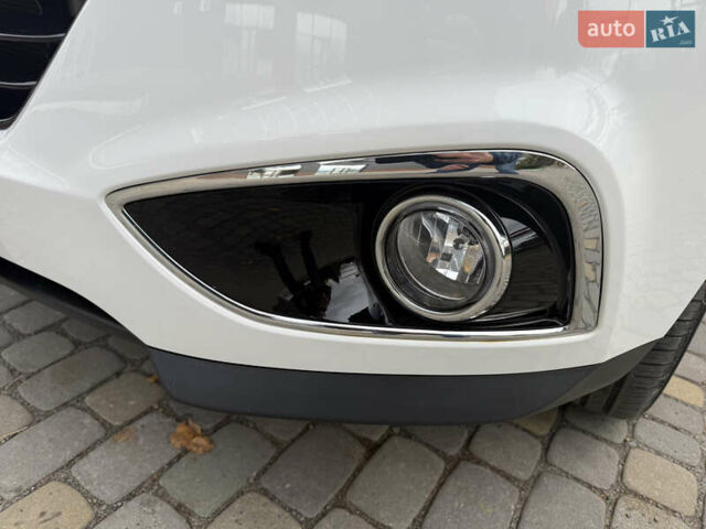 Білий Хендай іх35, об'ємом двигуна 2 л та пробігом 180 тис. км за 16300 $, фото 30 на Automoto.ua