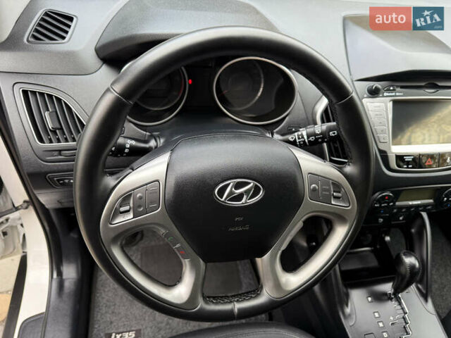 Білий Хендай іх35, об'ємом двигуна 2 л та пробігом 180 тис. км за 16300 $, фото 97 на Automoto.ua