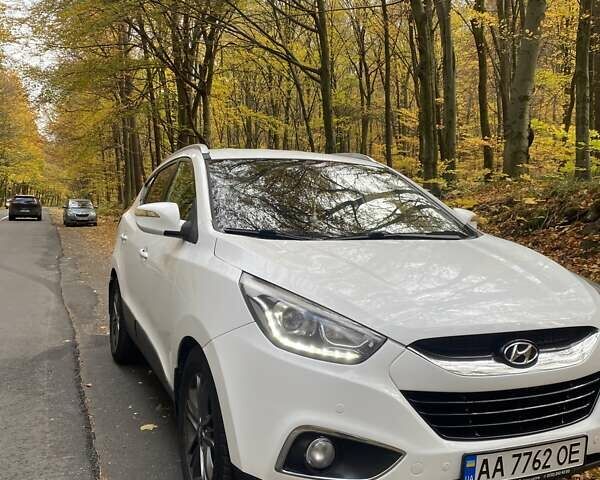 Хендай их35 2013 в Львове на Automoto.ua Белый Хендай их35, объемом двигателя 2 л и пробегом 297 тыс. км за 10800 $, фото 3 на Automoto.ua