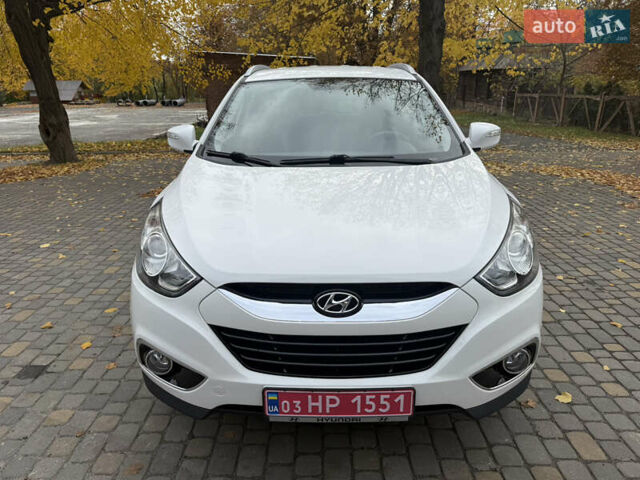 Білий Хендай іх35, об'ємом двигуна 2 л та пробігом 180 тис. км за 16300 $, фото 11 на Automoto.ua