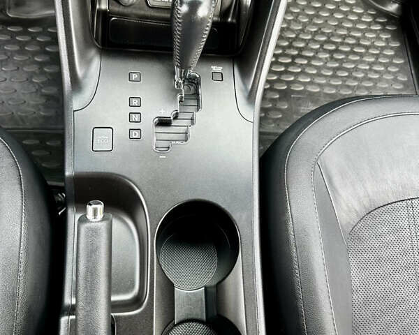 Білий Хендай іх35, об'ємом двигуна 2 л та пробігом 144 тис. км за 16000 $, фото 18 на Automoto.ua