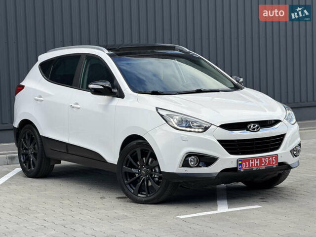 Белый Хендай их35, объемом двигателя 2 л и пробегом 182 тыс. км за 16699 $, фото 5 на Automoto.ua