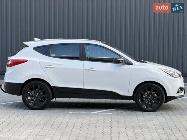 Белый Хендай их35, объемом двигателя 2 л и пробегом 182 тыс. км за 16699 $, фото 14 на Automoto.ua