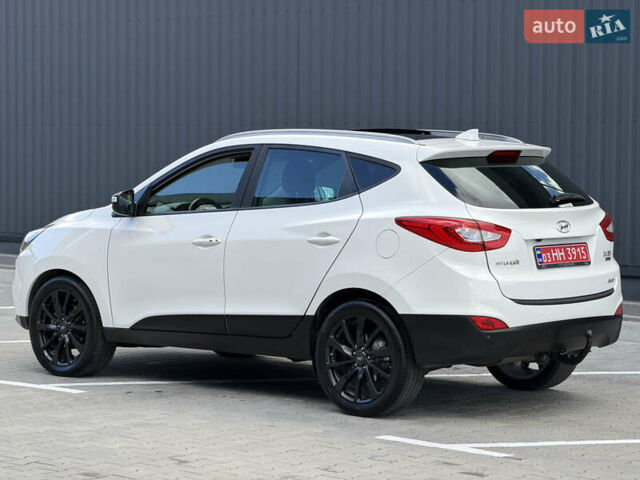 Белый Хендай их35, объемом двигателя 2 л и пробегом 182 тыс. км за 16699 $, фото 9 на Automoto.ua