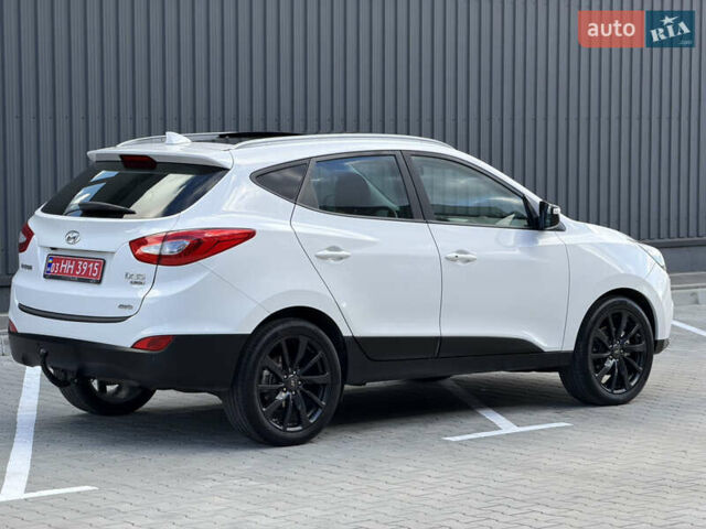 Белый Хендай их35, объемом двигателя 2 л и пробегом 182 тыс. км за 16699 $, фото 13 на Automoto.ua