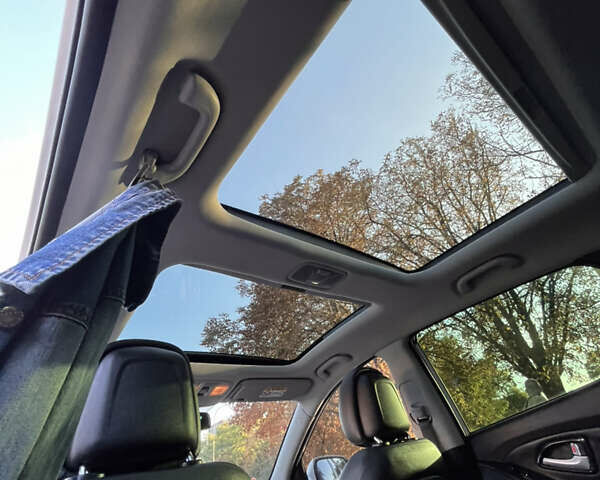 Белый Хендай их35, объемом двигателя 2 л и пробегом 123 тыс. км за 15800 $, фото 11 на Automoto.ua