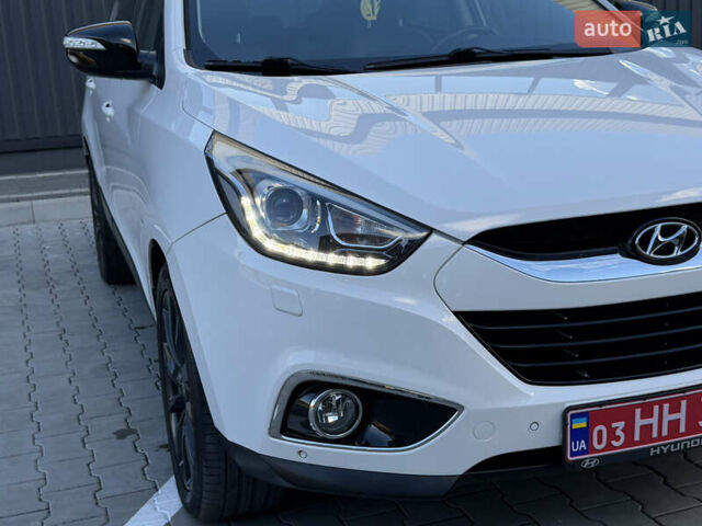 Белый Хендай их35, объемом двигателя 2 л и пробегом 182 тыс. км за 16699 $, фото 64 на Automoto.ua