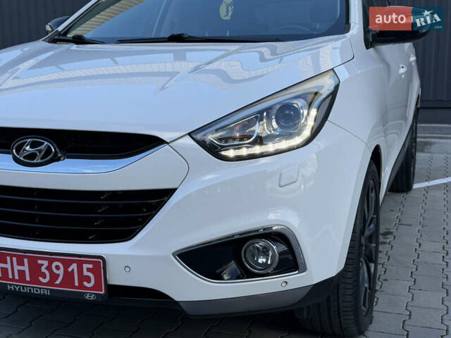Белый Хендай их35, объемом двигателя 2 л и пробегом 182 тыс. км за 16699 $, фото 63 на Automoto.ua