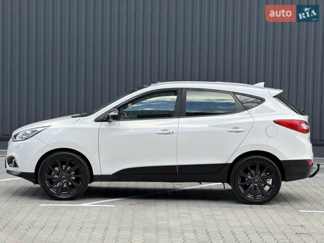 Белый Хендай их35, объемом двигателя 2 л и пробегом 182 тыс. км за 16699 $, фото 8 на Automoto.ua