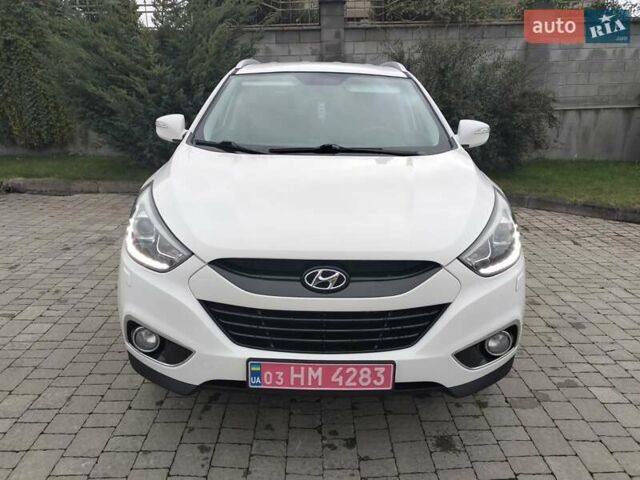 Белый Хендай их35, объемом двигателя 2 л и пробегом 234 тыс. км за 14950 $, фото 25 на Automoto.ua