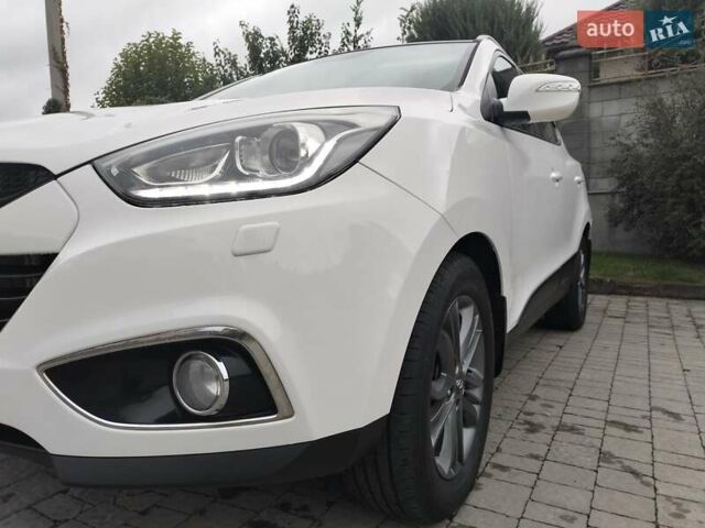 Белый Хендай их35, объемом двигателя 2 л и пробегом 234 тыс. км за 14950 $, фото 34 на Automoto.ua