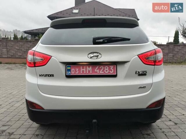 Белый Хендай их35, объемом двигателя 2 л и пробегом 234 тыс. км за 14950 $, фото 27 на Automoto.ua