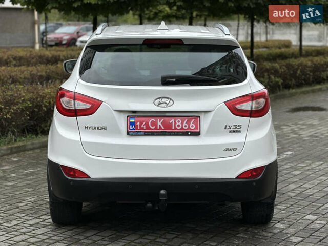 Белый Хендай их35, объемом двигателя 2 л и пробегом 193 тыс. км за 14850 $, фото 5 на Automoto.ua