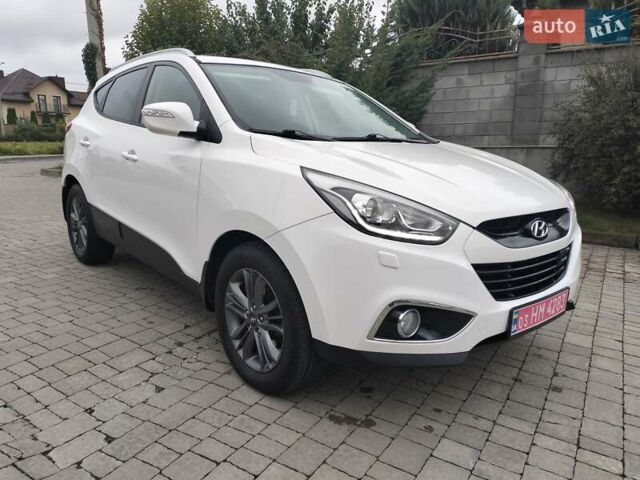 Белый Хендай их35, объемом двигателя 2 л и пробегом 234 тыс. км за 14950 $, фото 21 на Automoto.ua