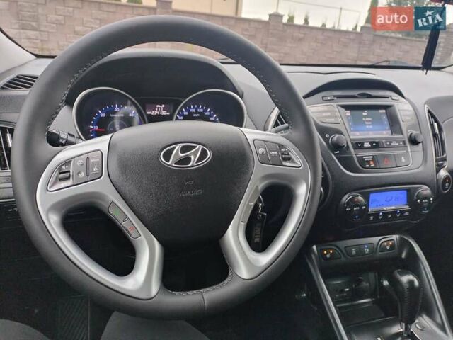 Белый Хендай их35, объемом двигателя 2 л и пробегом 234 тыс. км за 14950 $, фото 49 на Automoto.ua