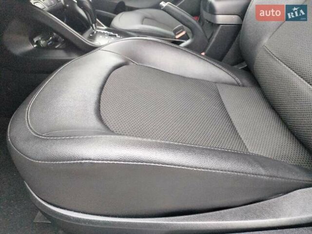 Белый Хендай их35, объемом двигателя 2 л и пробегом 234 тыс. км за 14950 $, фото 75 на Automoto.ua